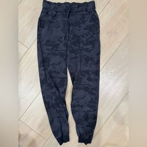 USED LuLulemon Black Camouflage Joggers